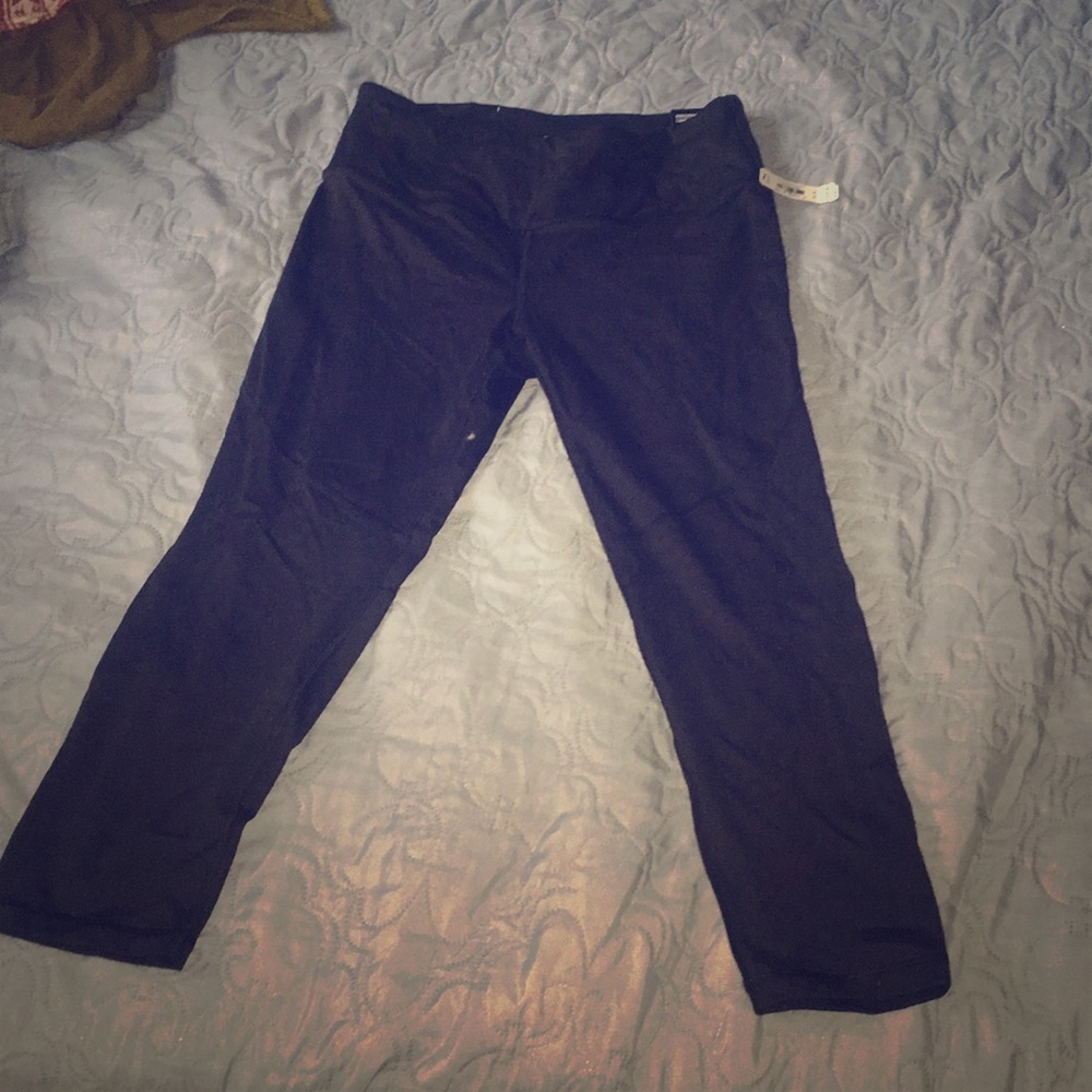 Victoria Secret Capri Leggings